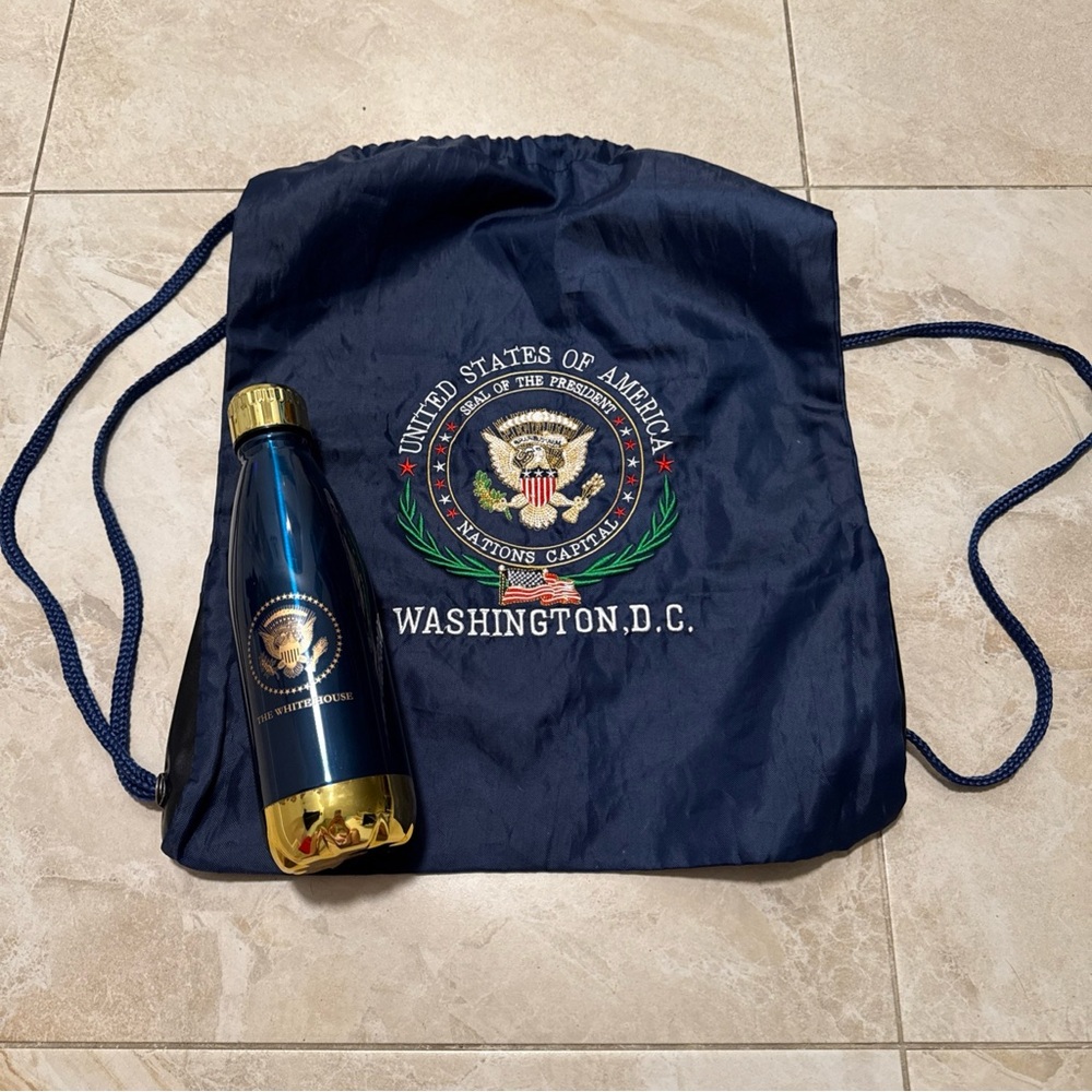 Navy Washington D.C. Drawstring Backpack and Bottle Set